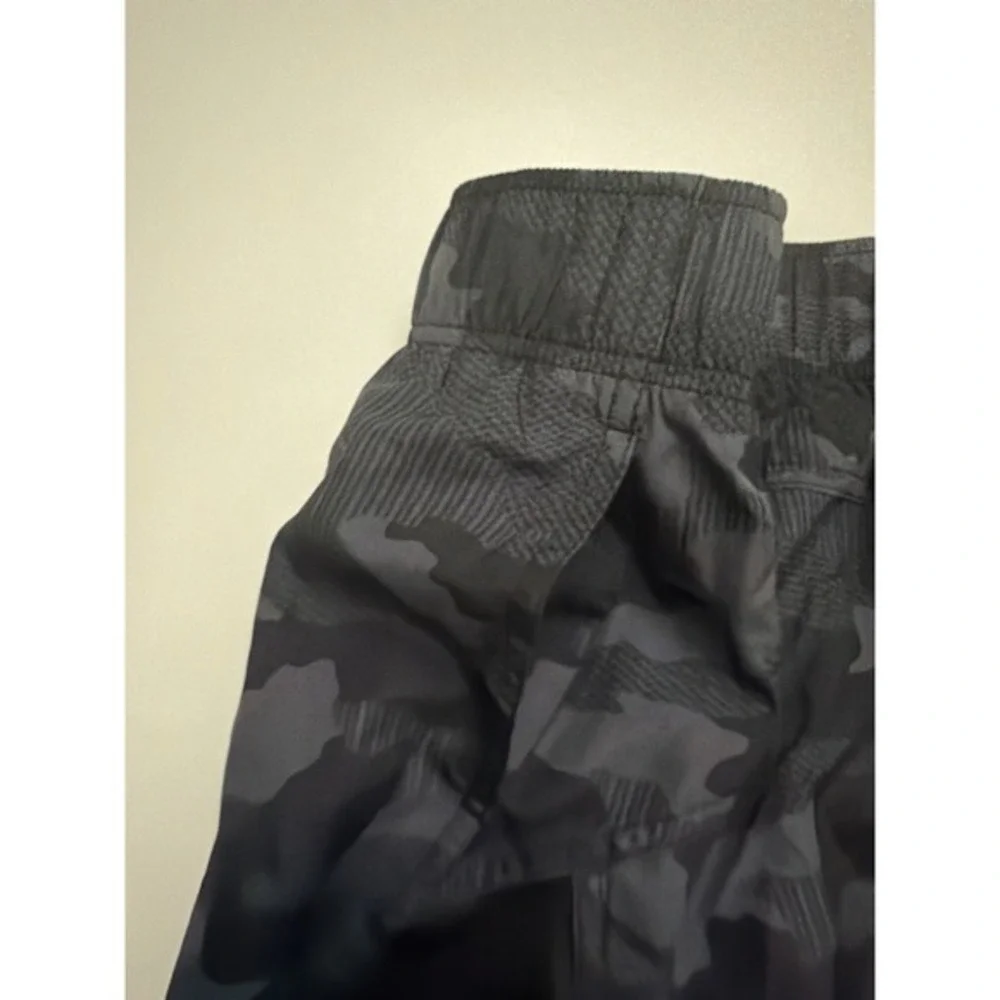 Athletic Works Boys Camo Athletic Shorts Youth S 4-6 Lined Zip Pocket.      3920